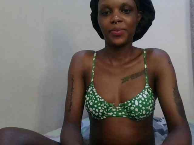 Girlnextdoor8 webcam