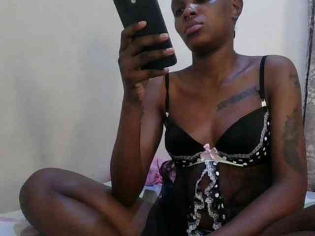 Girlnextdoor8 webcam