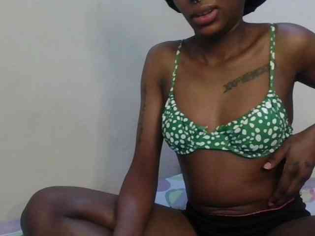 Girlnextdoor8 webcam