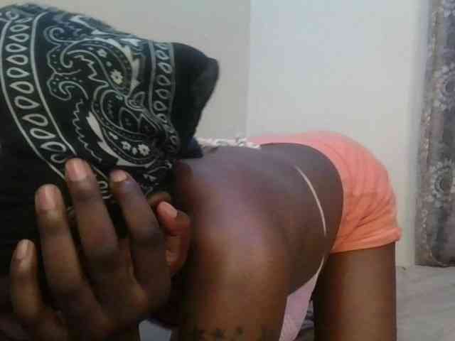 Girlnextdoor8 webcam