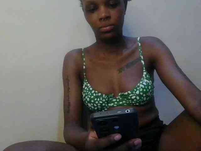 Girlnextdoor8 webcam