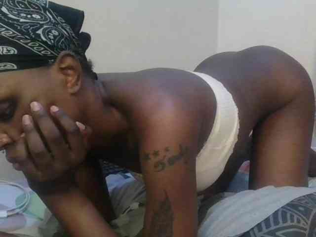 Girlnextdoor8 webcam