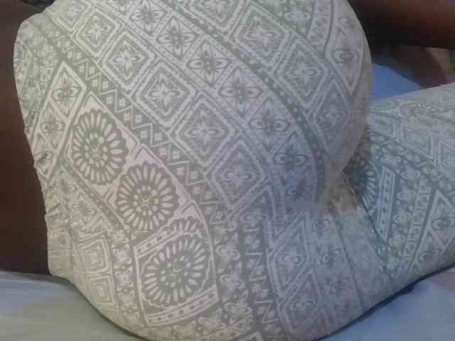 Girlnextdoor8 webcam