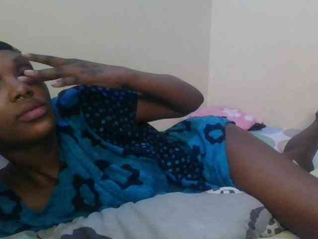 Girlnextdoor8 webcam