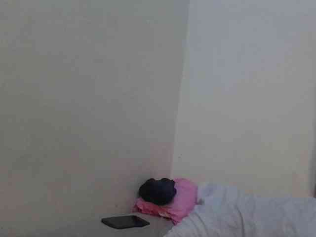 Girlnextdoor8 webcam