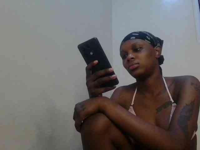 Girlnextdoor8 webcam