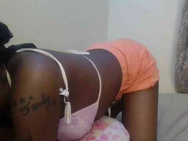 Girlnextdoor8 webcam