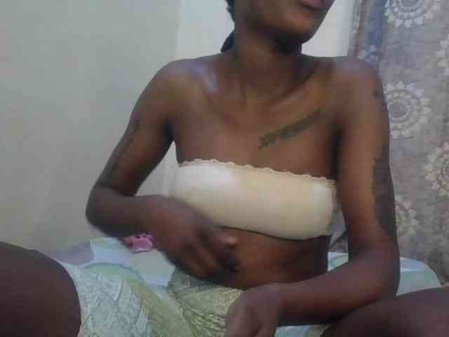 Girlnextdoor8 webcam