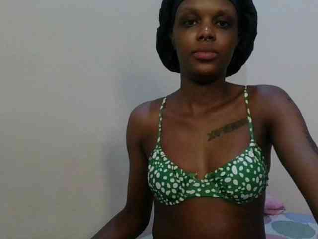 Girlnextdoor8 webcam