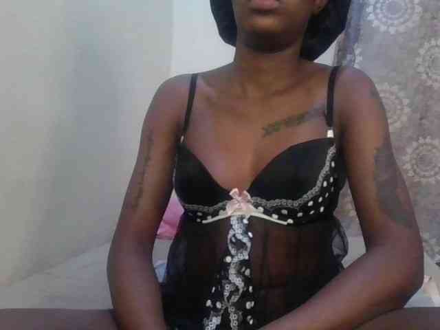 Girlnextdoor8 webcam