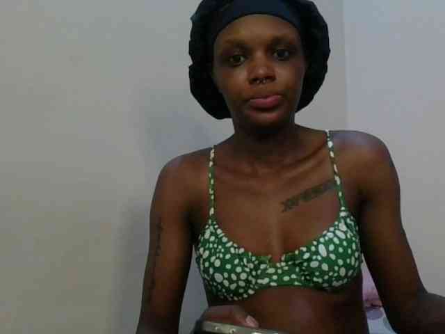 Girlnextdoor8 webcam