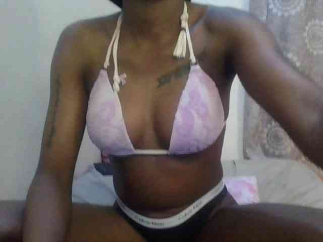 Girlnextdoor8 webcam