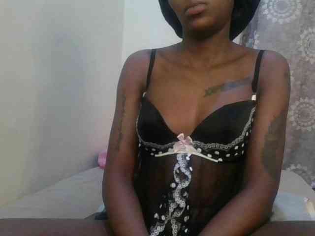 Girlnextdoor8 webcam