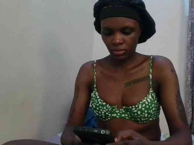 Girlnextdoor8 webcam