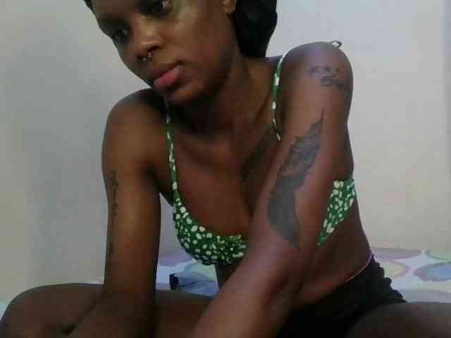 Girlnextdoor8 webcam