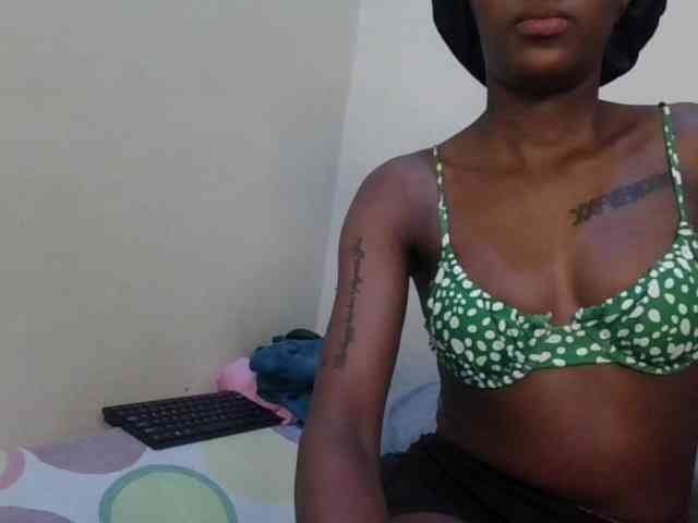 Girlnextdoor8 webcam