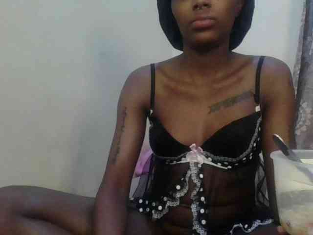 Girlnextdoor8 webcam