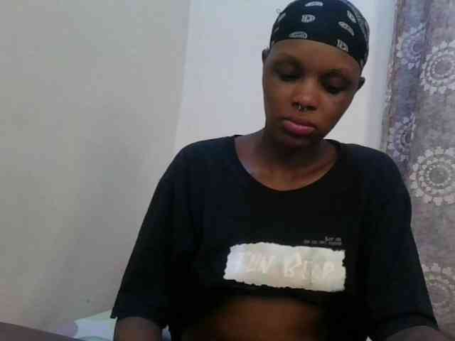 Girlnextdoor8 webcam