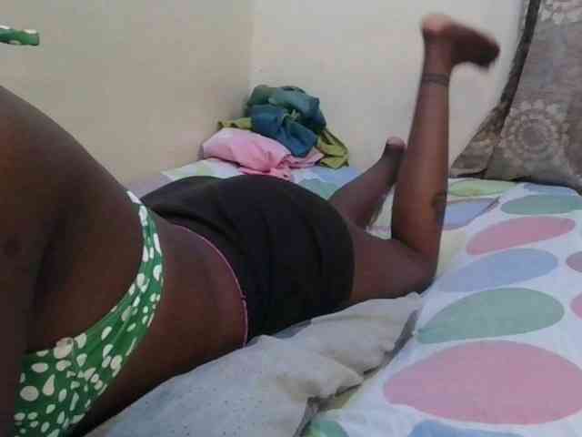 Girlnextdoor8 webcam