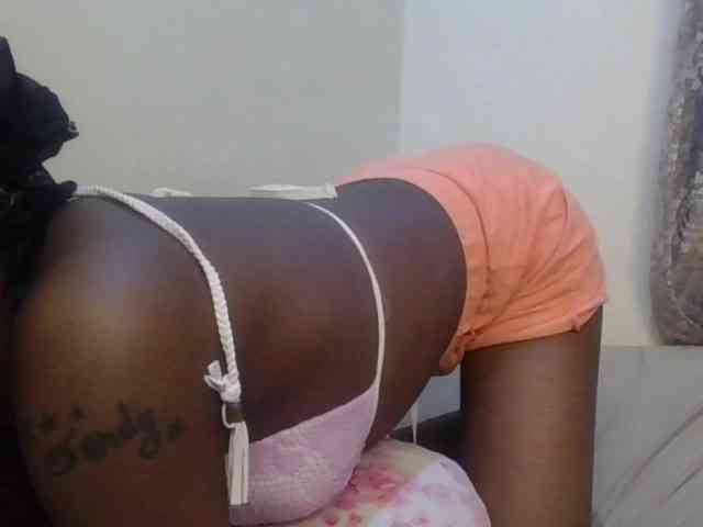 Girlnextdoor8 webcam