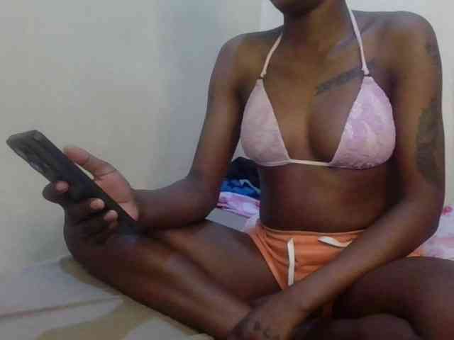 Girlnextdoor8 webcam