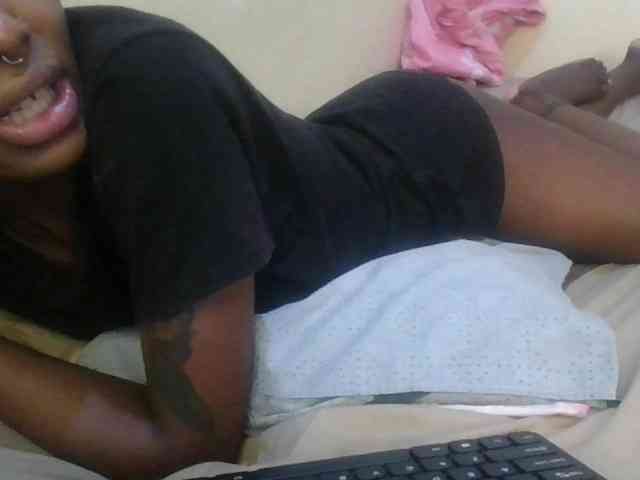 Girlnextdoor8 webcam