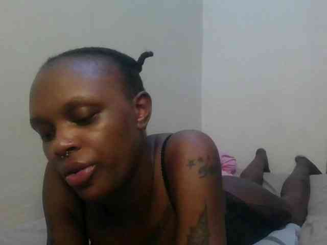 Girlnextdoor8 webcam