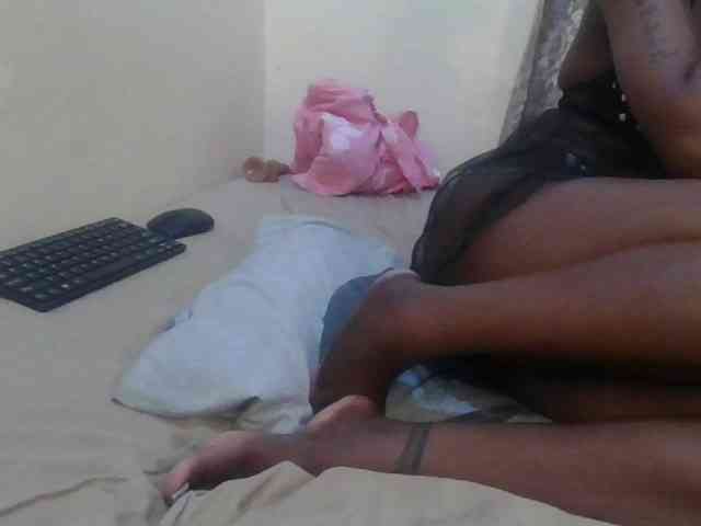 Girlnextdoor8 webcam