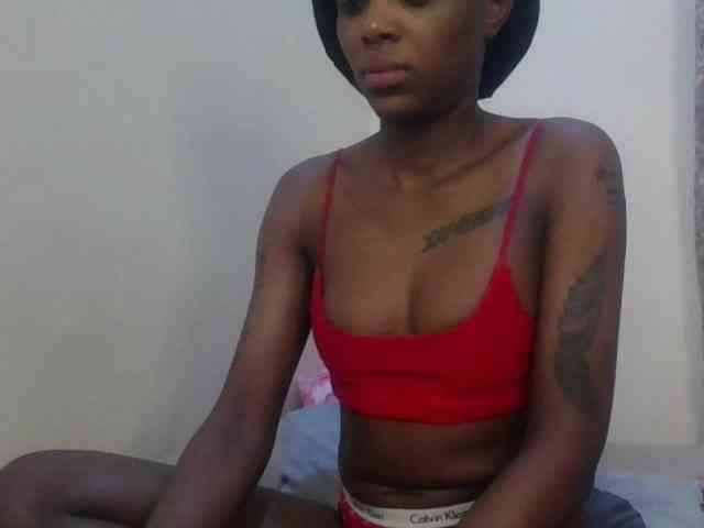 Girlnextdoor8 webcam