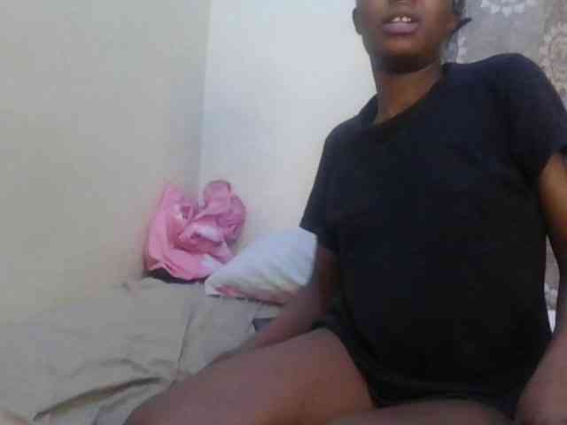 Girlnextdoor8 webcam
