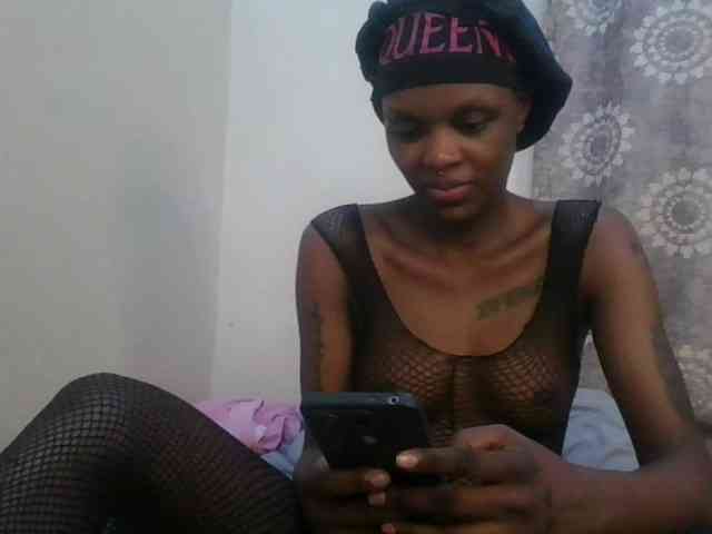Girlnextdoor8 webcam