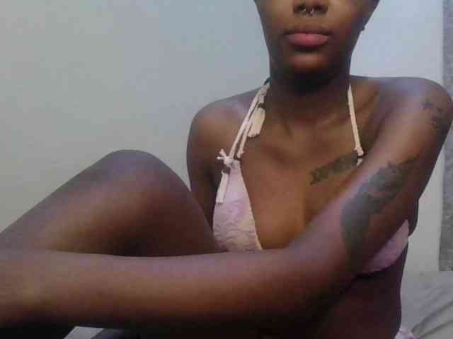 Girlnextdoor8 webcam