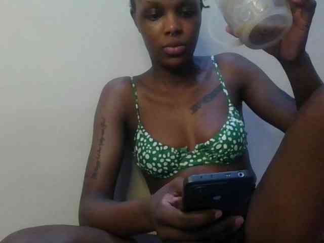 Girlnextdoor8 webcam