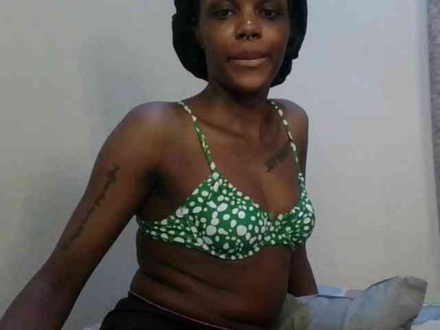 Girlnextdoor8 webcam