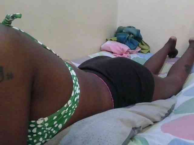 Girlnextdoor8 webcam