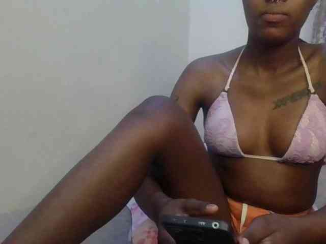 Girlnextdoor8 webcam