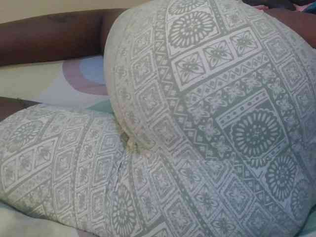 Girlnextdoor8 webcam