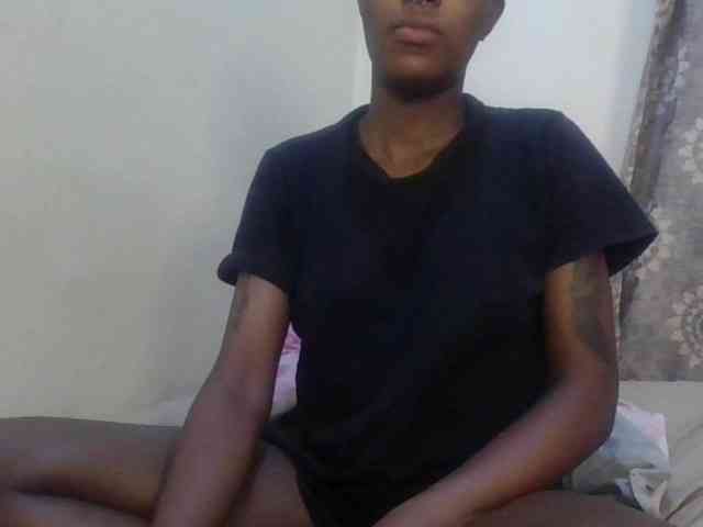 Girlnextdoor8 webcam