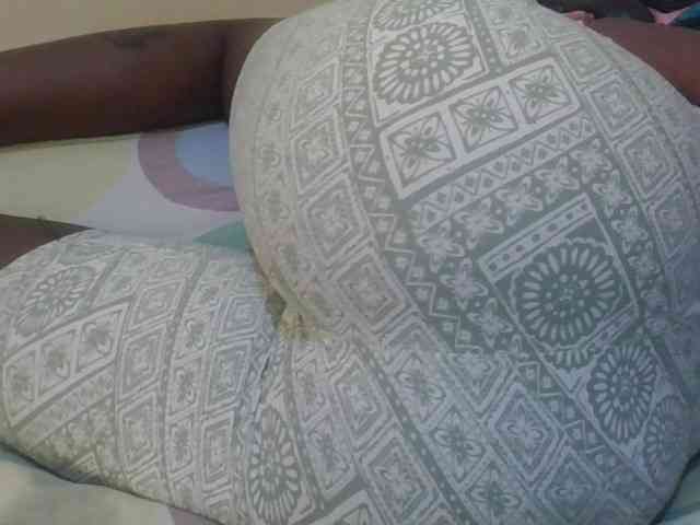 Girlnextdoor8 webcam