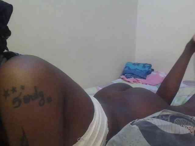 Girlnextdoor8 webcam