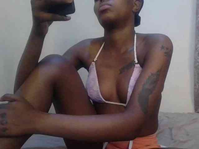 Girlnextdoor8 webcam