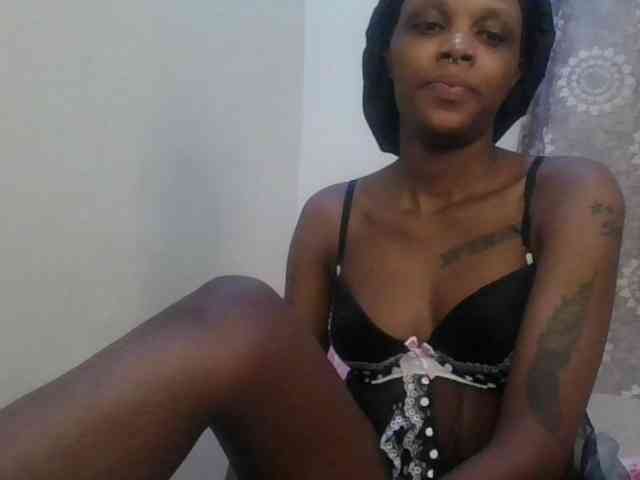 Girlnextdoor8 webcam