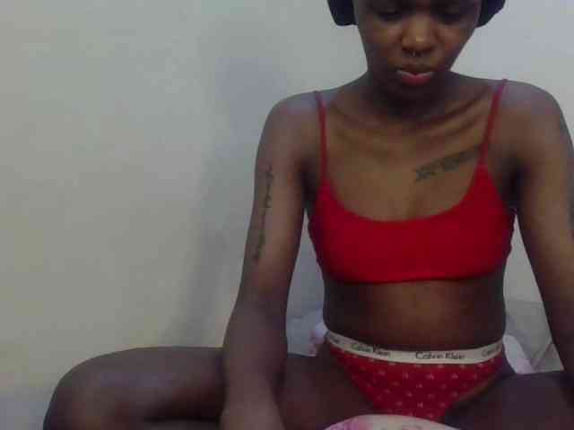 Girlnextdoor8 webcam