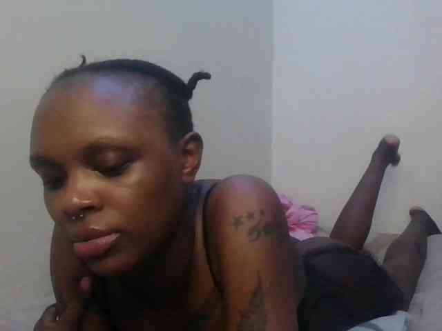 Girlnextdoor8 webcam