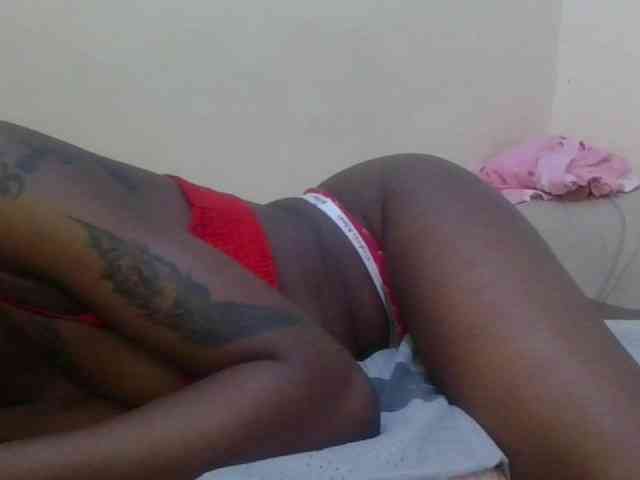 Girlnextdoor8 webcam