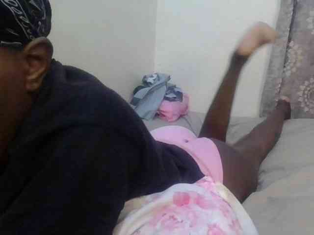 Girlnextdoor8 webcam