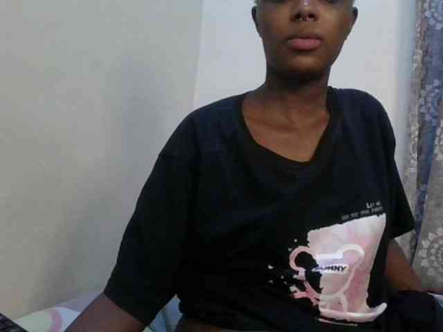 Girlnextdoor8 webcam