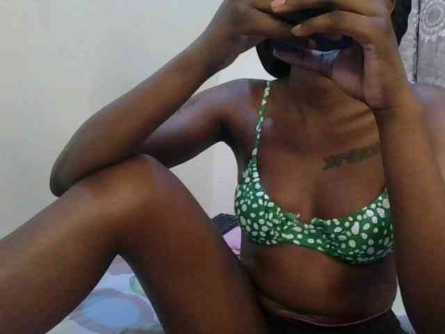 Girlnextdoor8 webcam