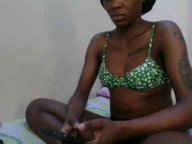 Girlnextdoor8 webcam