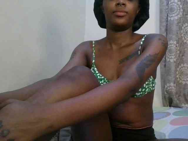 Girlnextdoor8 webcam